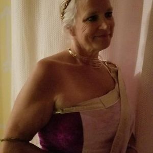 Meet your Posher, Deanna